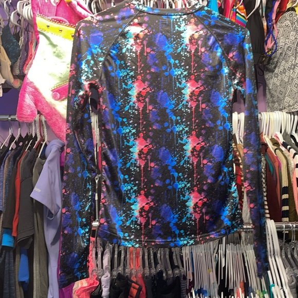 Athletic Works size medium long sleeve paint splatter type look on kids shirt - Picture 5 of 6